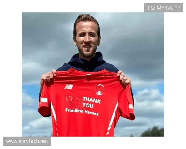 韦恩威斯巴登前锋盼拜仁重视期待与凯恩赛后交换珍贵球衣 韦恩威斯巴登前锋盼拜仁重视期待与凯恩赛后交换珍贵球衣