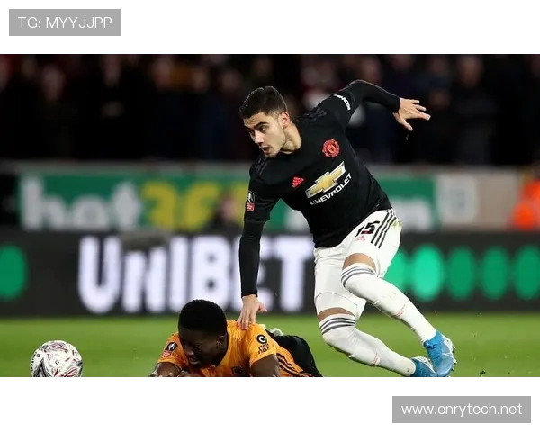 英超前瞻：狼队盼首胜迎挑战 布莱顿客场表现成疑